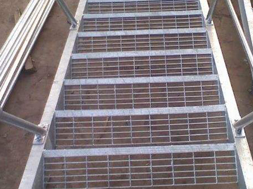 钢梯踏步板图片3