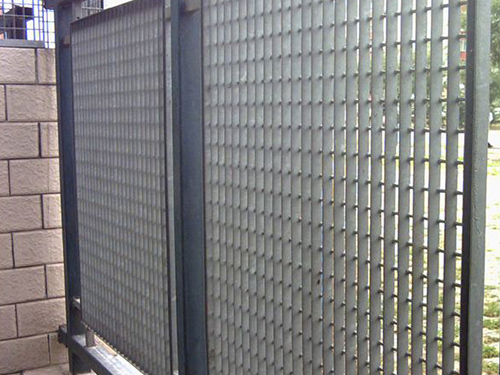 钢格板围栏图片2